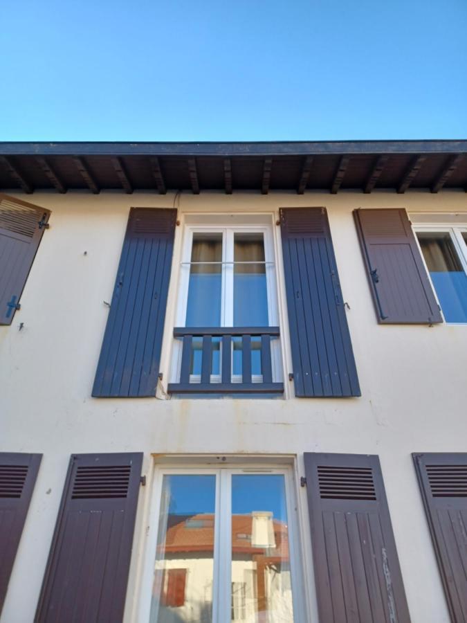 Appartement Tres Bien Situe- Spacieux - Calme - Parking Biarritz Exteriér fotografie